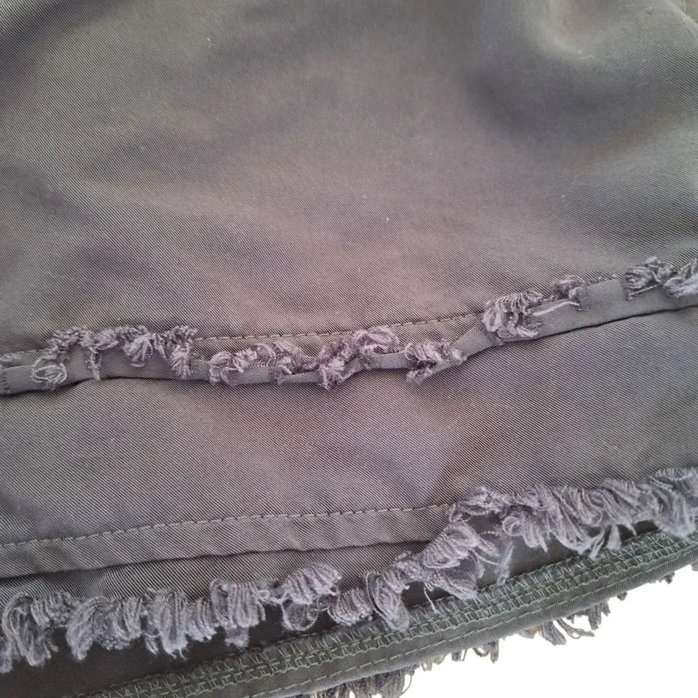 Day + Moon Shorts Black Distressed Hem Pockets Pull On Relaxed L